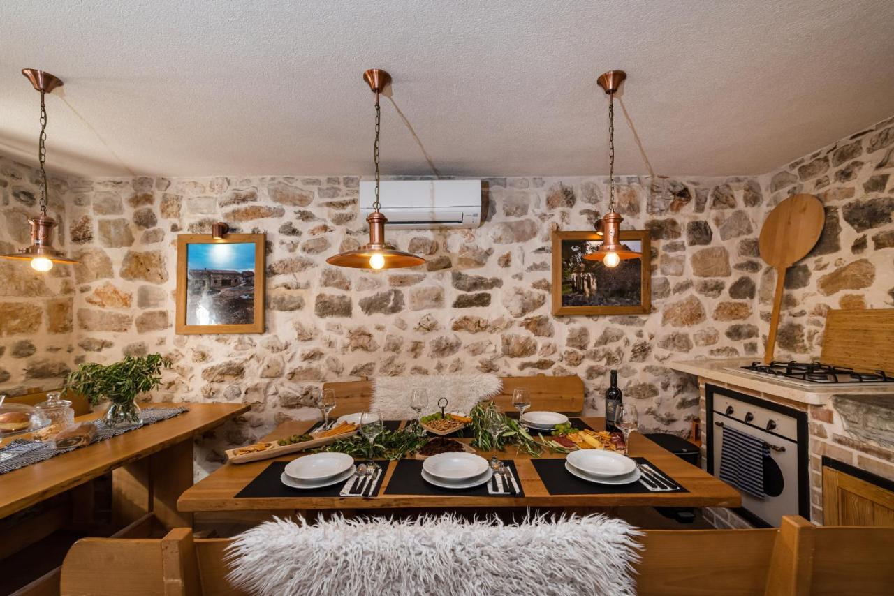 Stone Villa Miandri Sukošan 外观 照片