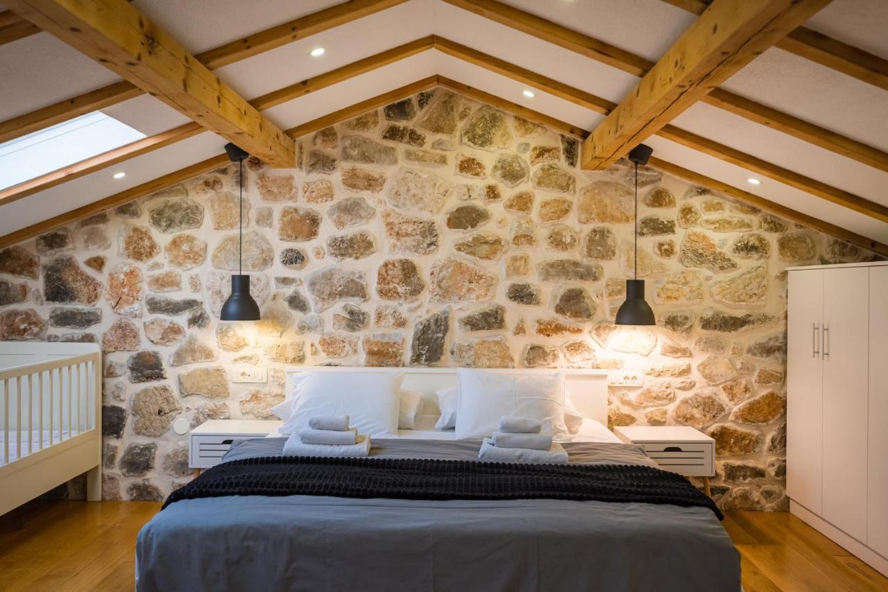 Stone Villa Miandri Sukošan 外观 照片