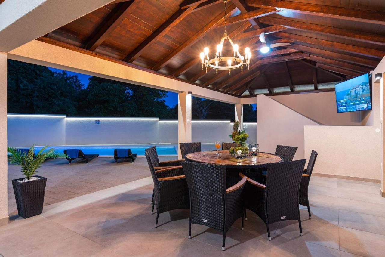 Stone Villa Miandri Sukošan 外观 照片