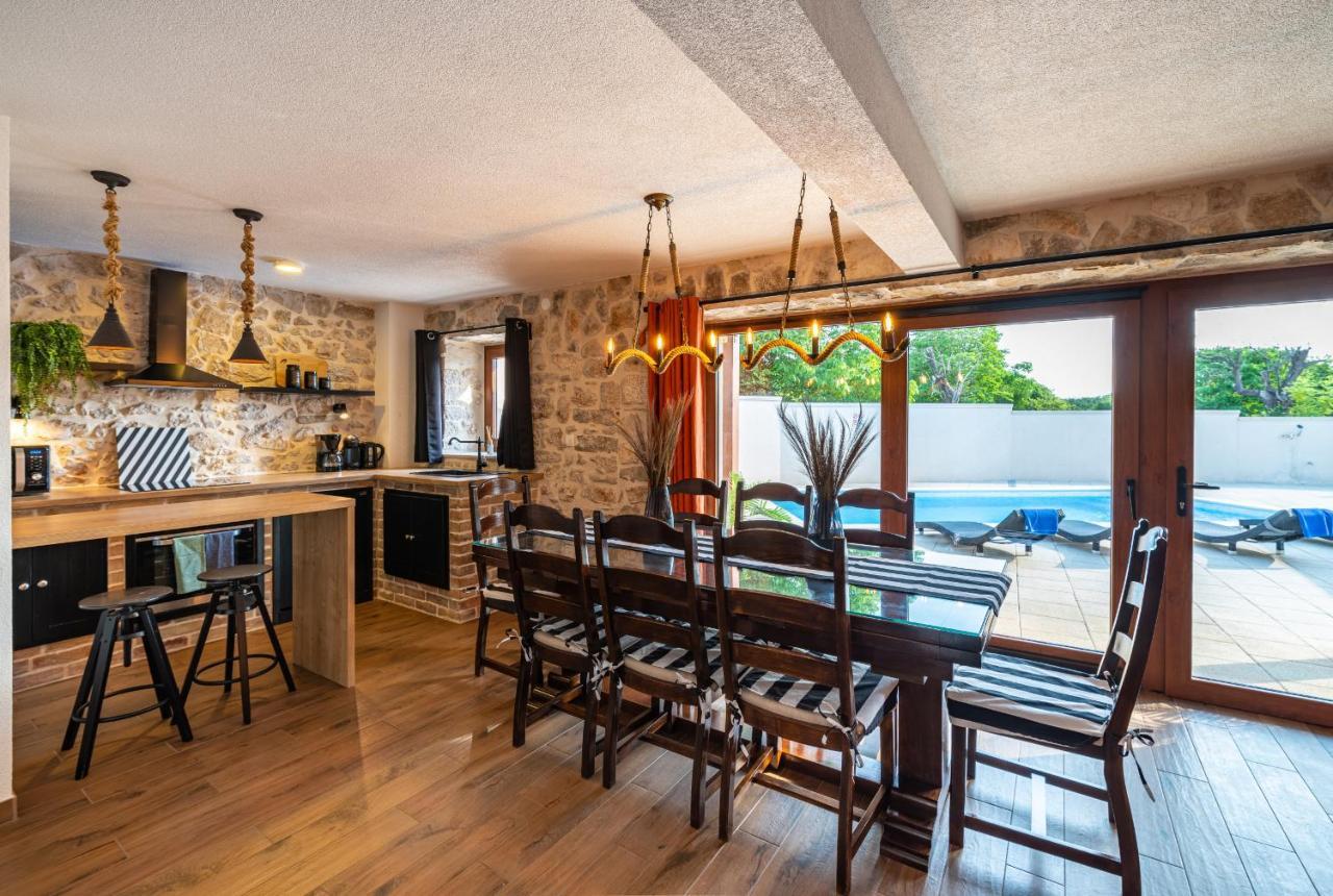 Stone Villa Miandri Sukošan 外观 照片