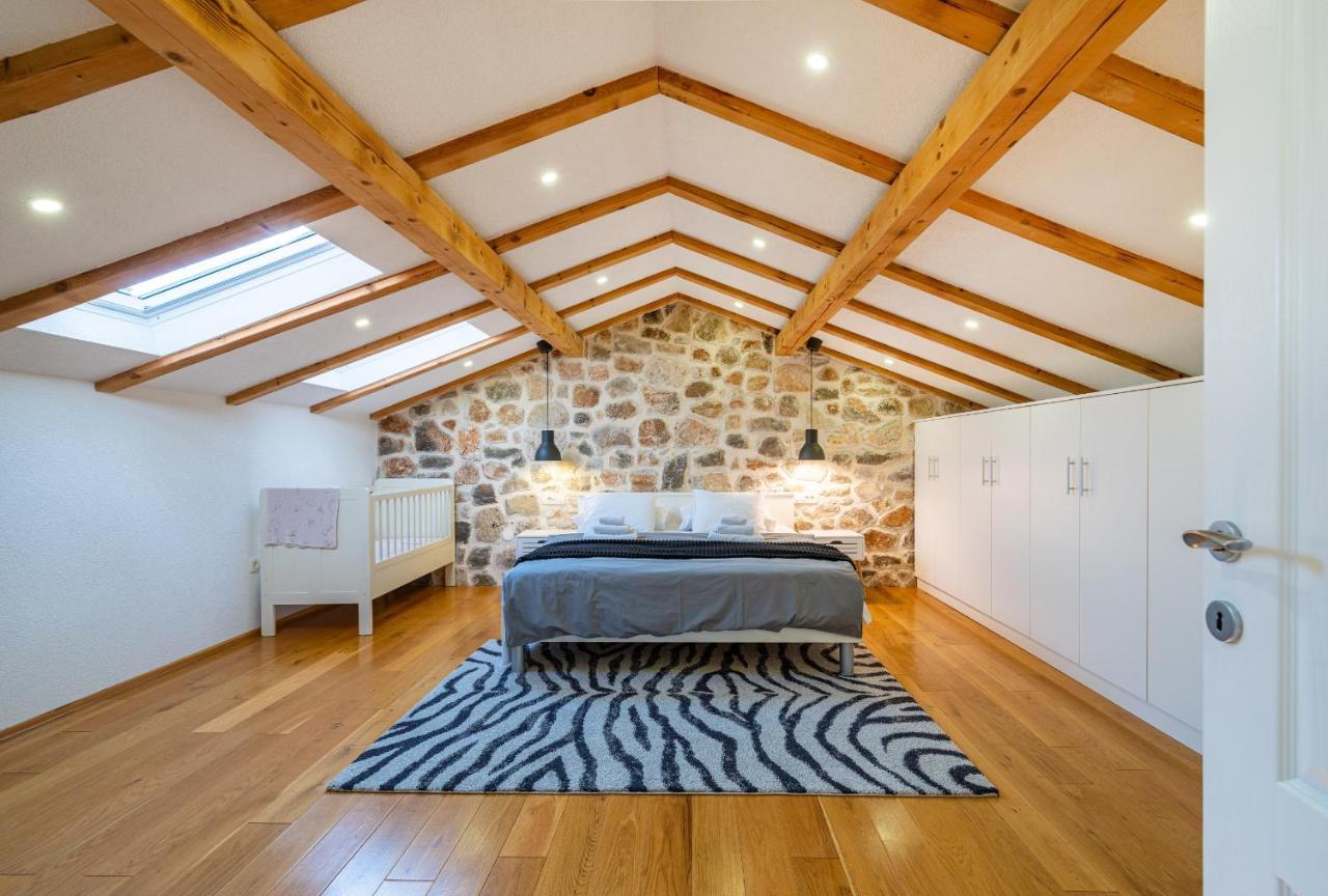 Stone Villa Miandri Sukošan 外观 照片