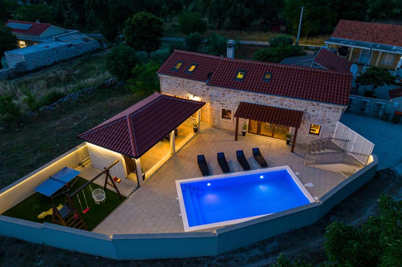 Stone Villa Miandri Sukošan 外观 照片