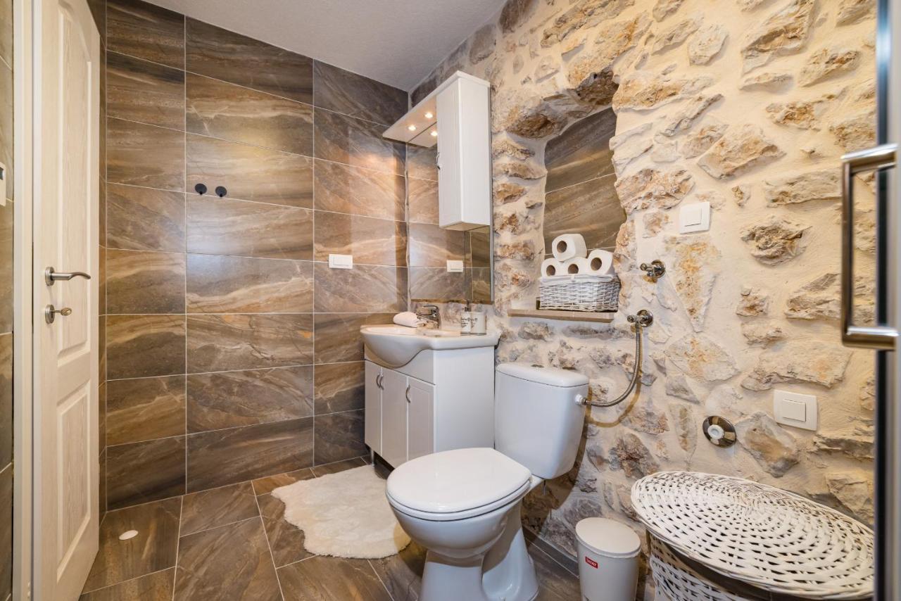 Stone Villa Miandri Sukošan 外观 照片